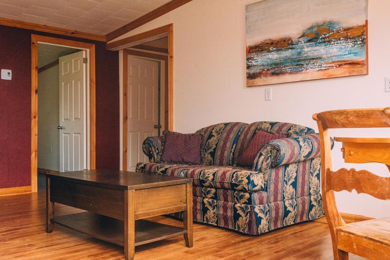 Nordet Motel Saint Georges De Malbaie ภายนอก รูปภาพ